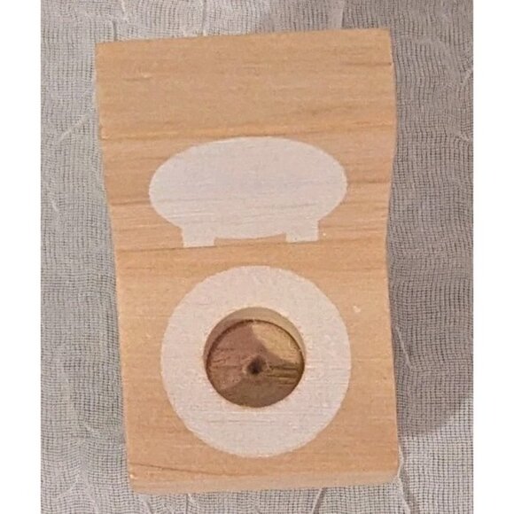 Le Toy Van Wooden Dollhouse Bathroom Toilet Tub Sink Mirror Rug Mini Set Of 4 - Picture 11 of 12